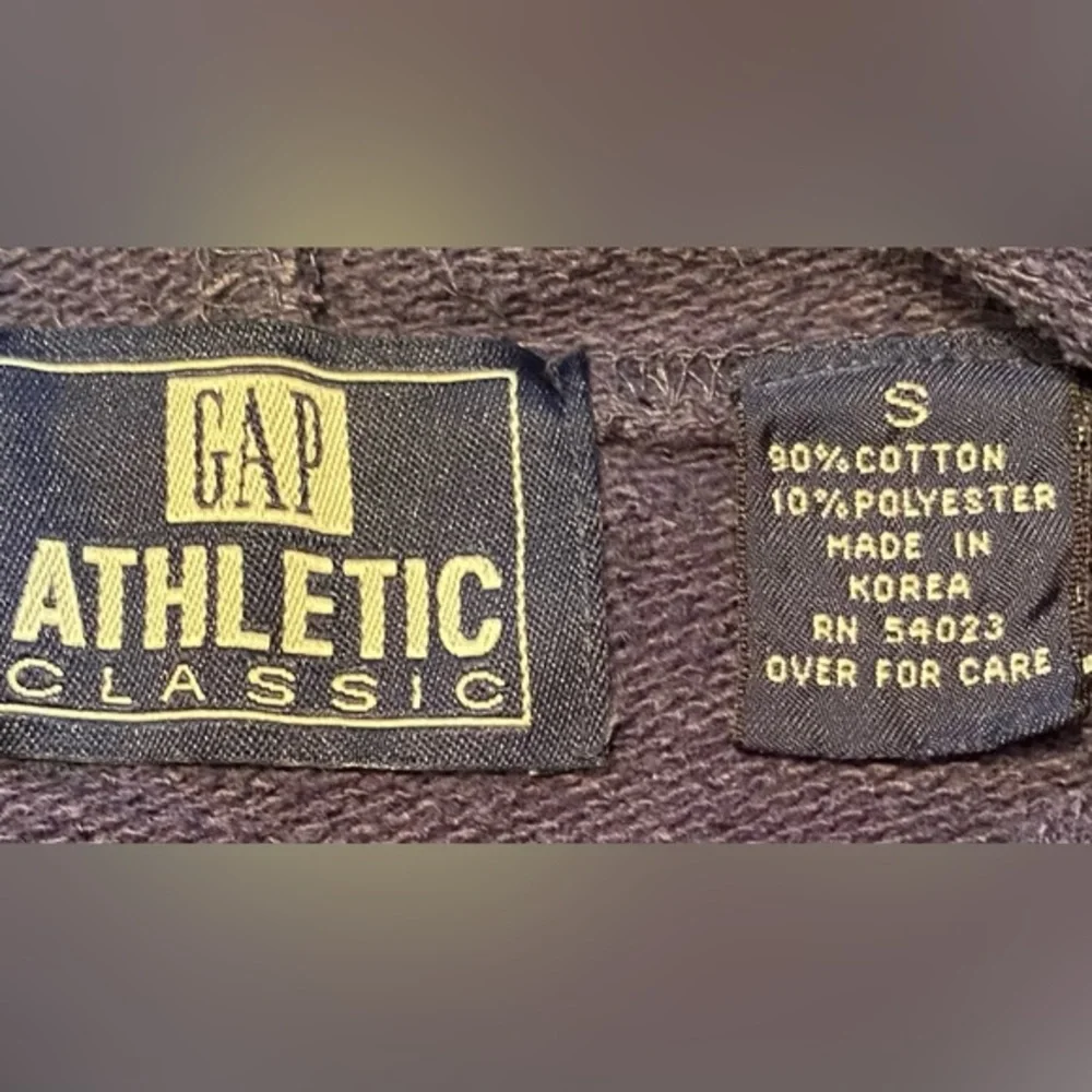 Vintage Gap Athletic Classic‎ Youth Sm Navy Hoodie With Front Graphic and Pouch